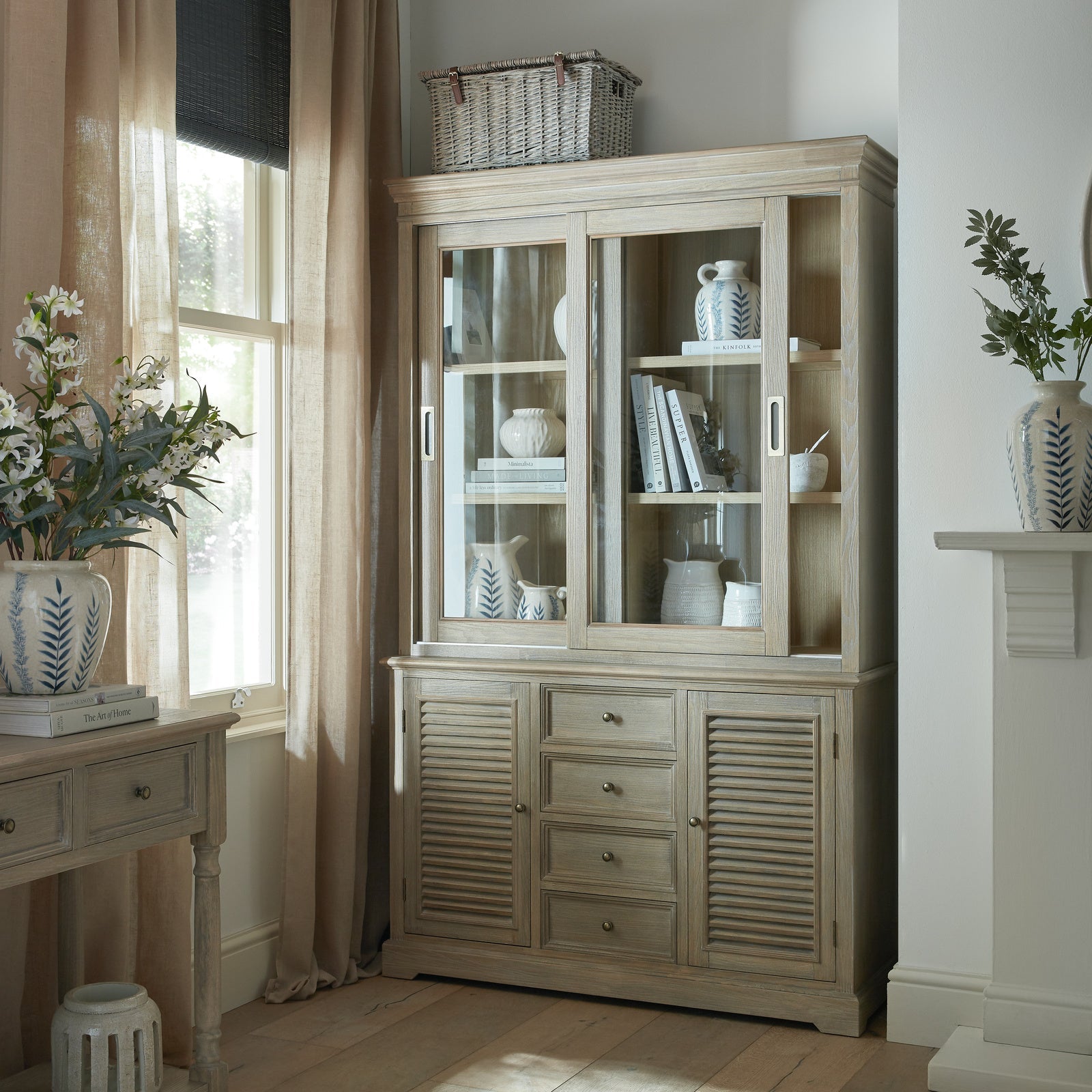 Delphine Collection
