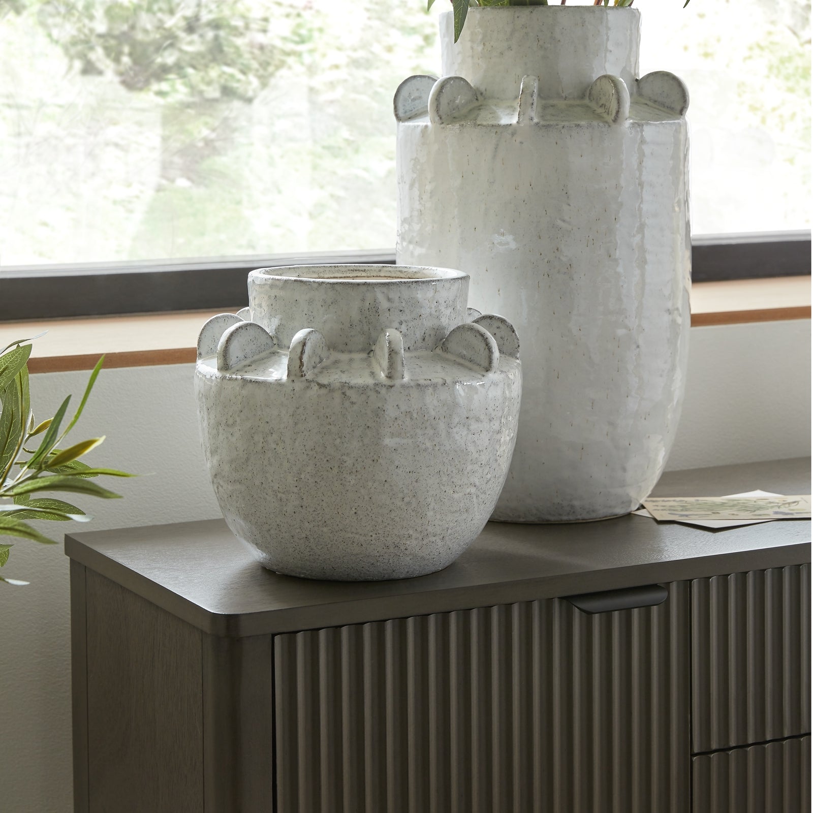 Dara Medium Hydria Vase – alternate view 5