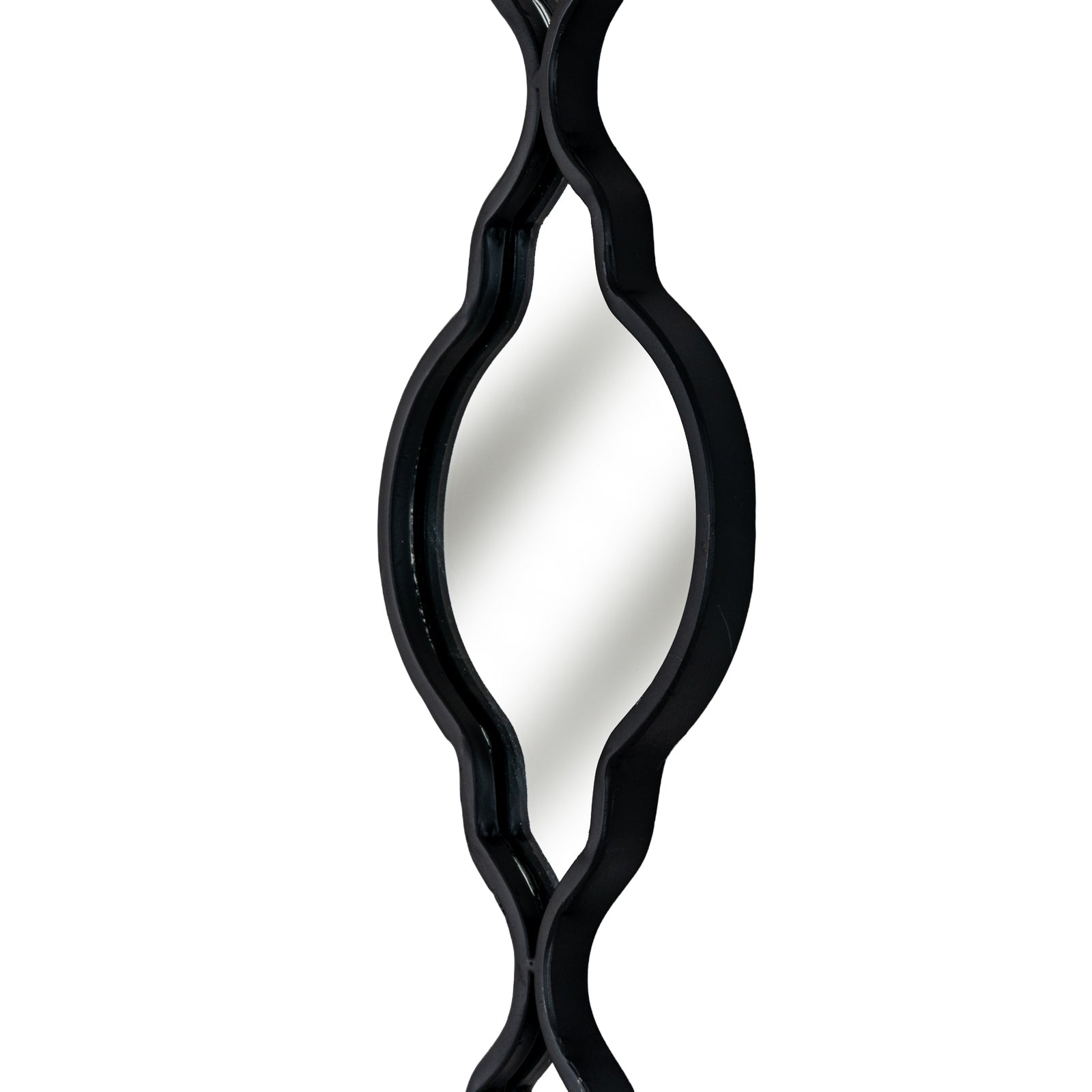 Black Quarterfoil Decorative Hanging Mirror – alternate view 3