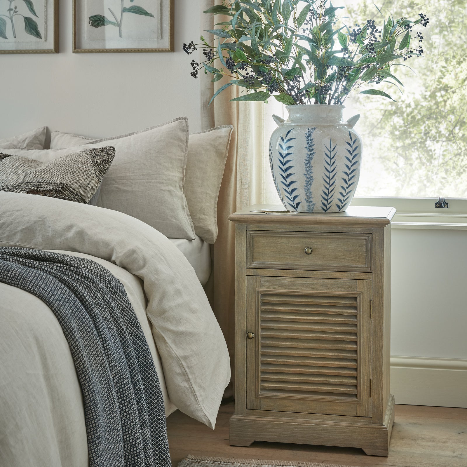 Delphine One-Drawer One-Door Chest Right Hand